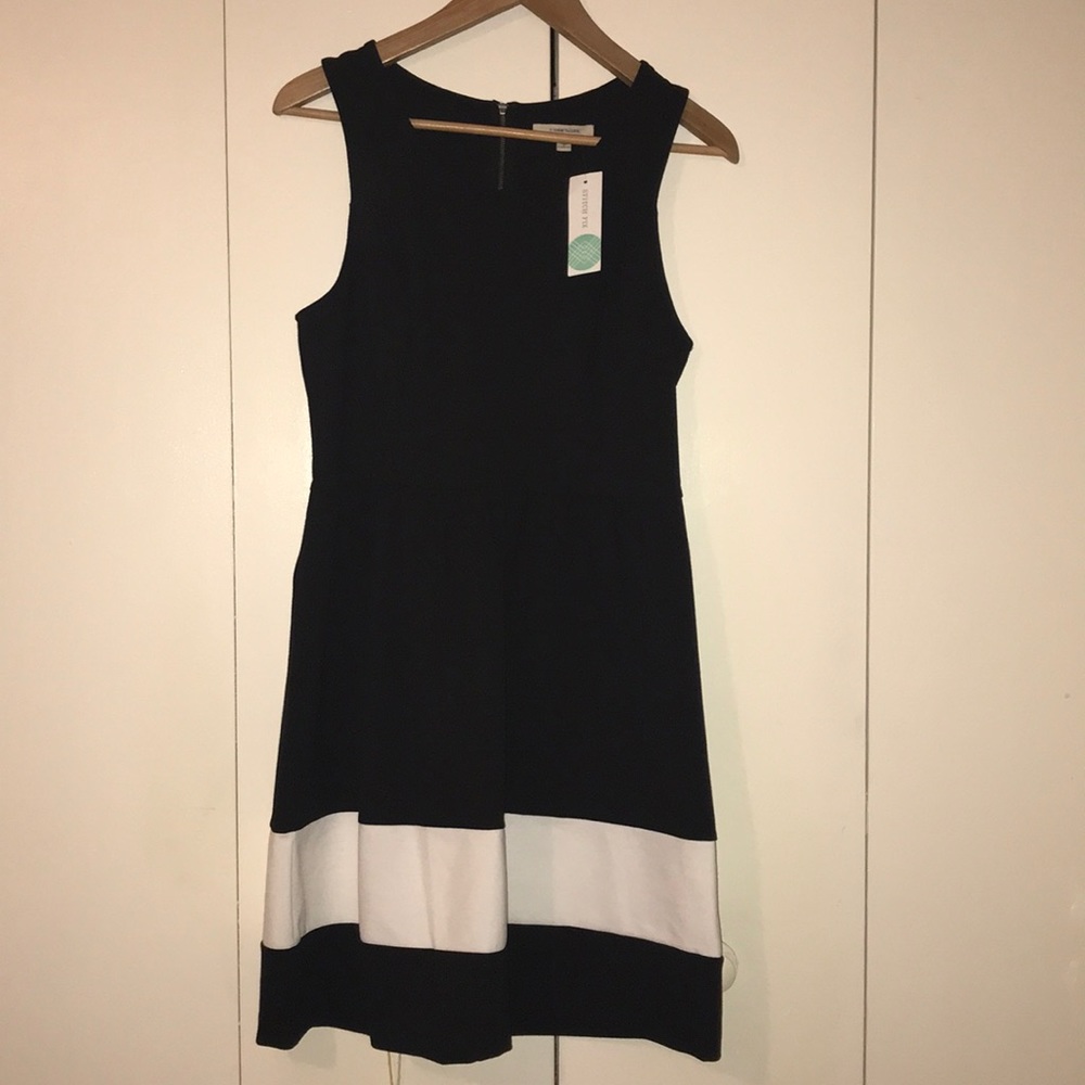 41Hawthorn Geneeva Ponte Dress Medium NWT